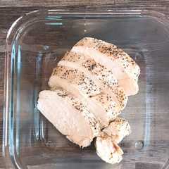 รูปของ ＜海外で作る！＞むね肉の酒蒸し★レンジ