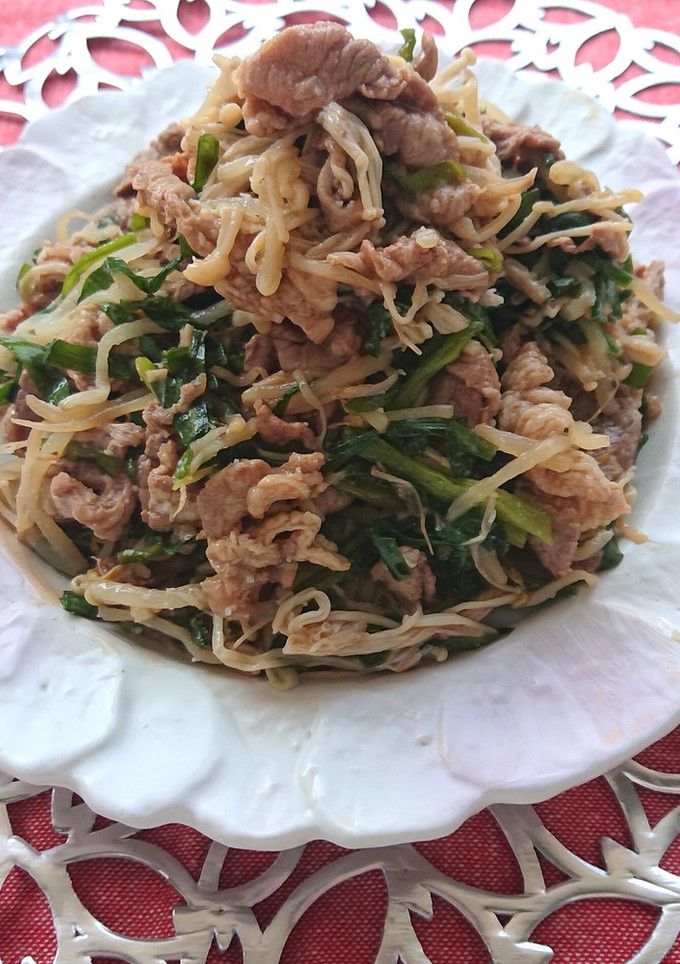 牛肉ともやしニラとえのきのオイスター炒め-レシピのメイン写真