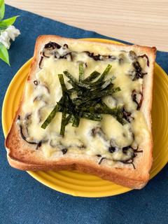 朝から幸せ♡塩昆布の和風トースト-レシピのメイン写真