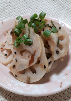 簡単！さっぱり美味しいレンコンの梅肉和え-レシピのメイン写真