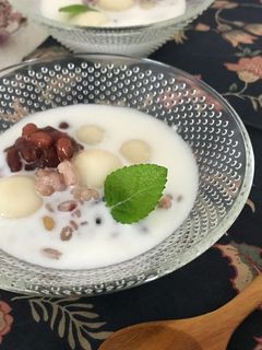 ベトナム風 豆腐白玉ココナツ汁粉♪-レシピのメイン写真