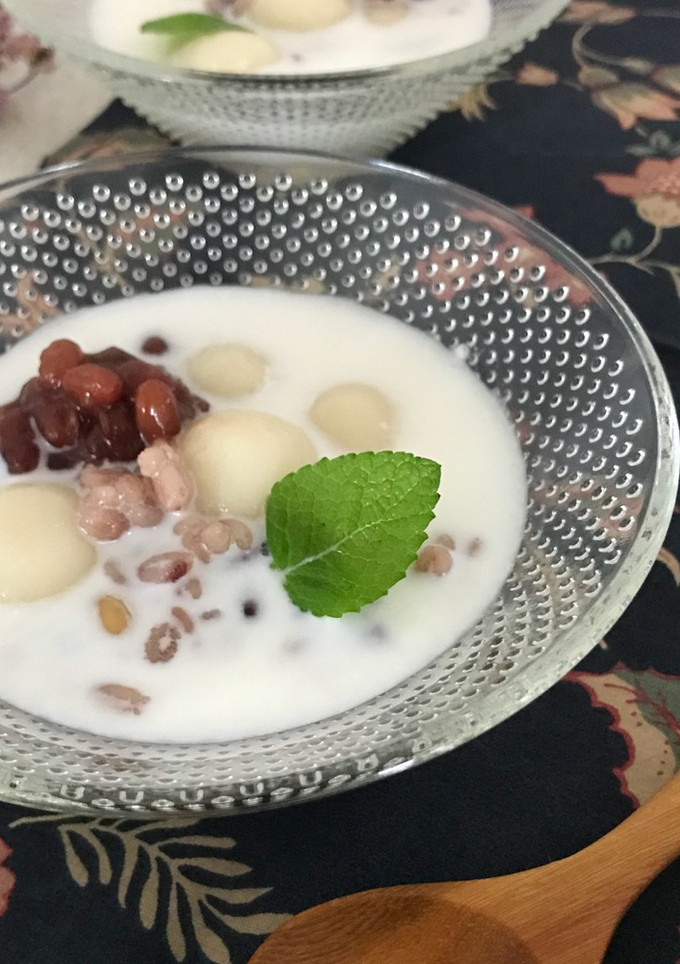 ベトナム風 豆腐白玉ココナツ汁粉♪-レシピのメイン写真