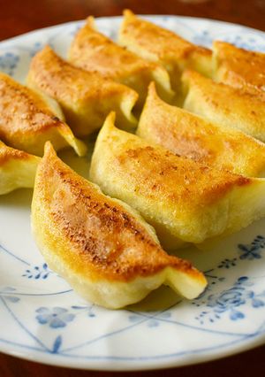 【皮から手作り】焼き餃子【パーティー用】-レシピのメイン写真