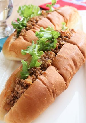 パクパク食べちゃう♪デミートロール-レシピのメイン写真