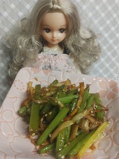 リカちゃん♡さつま芋のツル大根皮きんぴら-レシピのメイン写真