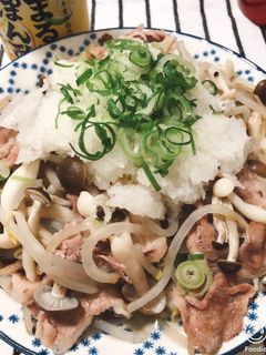 もやしとしめじと豚肉の酒蒸し-レシピのメイン写真