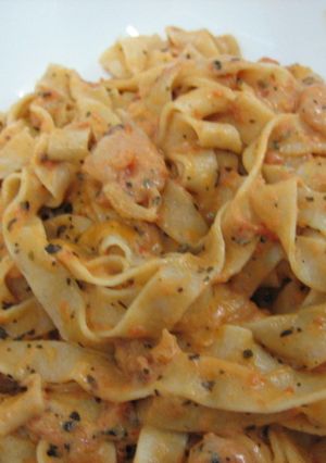 海老のトマトクリームパスタ～バジル風味-レシピのメイン写真
