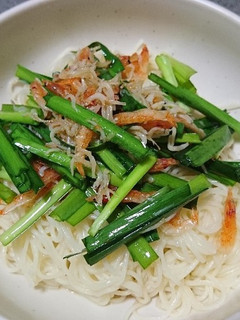 ニラと桜エビの混ぜそうめん-レシピのメイン写真