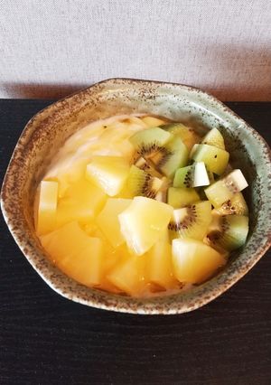 キウイ パイナップル ヨーグルト 蜂蜜-レシピのメイン写真