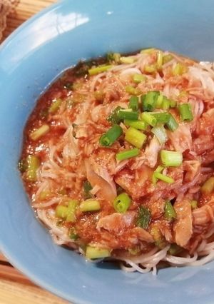 ツナとすり胡麻の濃厚野菜ジュースそうめん-レシピのメイン写真