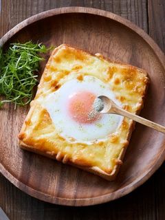 卵チーズトースト~三陸アルガソルトかけ~-レシピのメイン写真