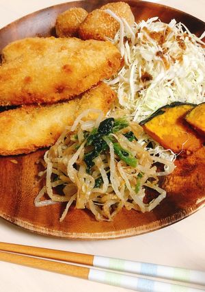 レンジで冷凍ほうれん草ともやしのゴマ和え-レシピのメイン写真