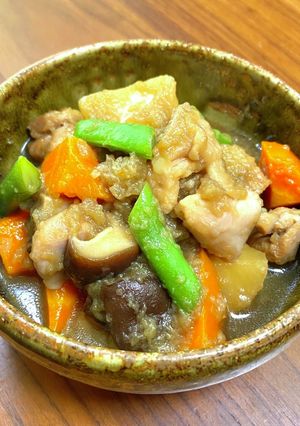 りんごと玉ねぎでみぞれ風☆鶏と野菜の煮物-レシピのメイン写真