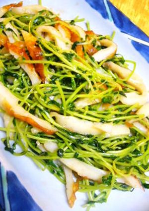 簡単♪豆苗とちくわのオイスターソース炒め-レシピのメイン写真