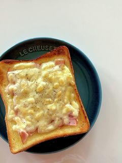 ハニーからしマヨハムトースト-レシピのメイン写真