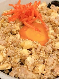 卵とろとろ鶏そぼろ丼-レシピのメイン写真