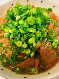圧力鍋で簡単柔らか♪味噌味の馬モツ煮-レシピのメイン写真