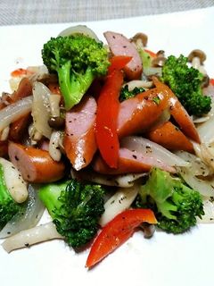 ウインナーと野菜のりんごケチャップ炒め-レシピのメイン写真