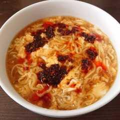 รูปของ 袋ラーメンで簡単♪酸辣湯麺
