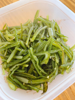 パパッと簡単♪韓国風茎わかめの炒め物-レシピのメイン写真