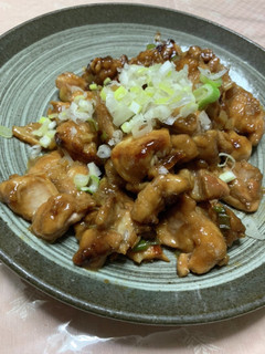 ネギだれが美味しい!鶏もも肉のソテー-レシピのメイン写真
