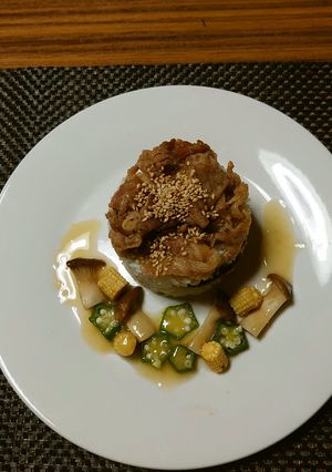 ヨウサマの減塩リンゴソースの焼肉丼-レシピのメイン写真
