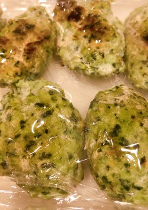 野菜たっぷり鶏バーグ〜離乳食〜-レシピのメイン写真