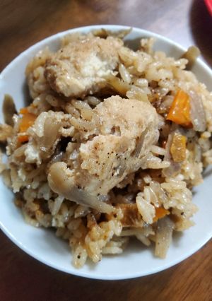 鶏団子とゴボウの炊き込みご飯♪-レシピのメイン写真