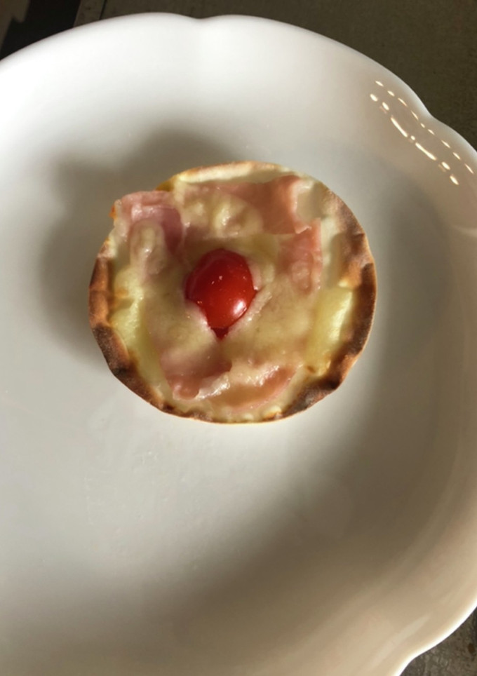 簡単、餃子の皮の生ハムピザ。-レシピのメイン写真