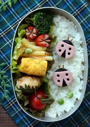キャラ弁☆テントウムシ-レシピのメイン写真