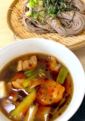 旨辛ラー油の鶏つけ蕎麦-レシピのメイン写真
