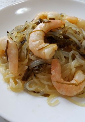 超簡単!和えるだけうにめかぶ白滝パスタ-レシピのメイン写真