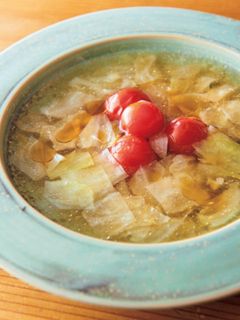ごま油香るキャベツとトマトのスープ-レシピのメイン写真