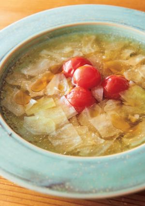 ごま油香るキャベツとトマトのスープ-レシピのメイン写真