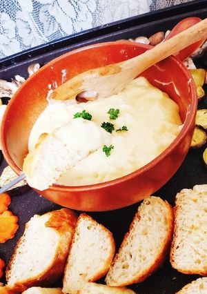 レンジ&ホットプレートでチーズフォンデュ-レシピのメイン写真