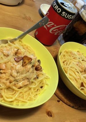 秋鮭クリームパスタ-レシピのメイン写真