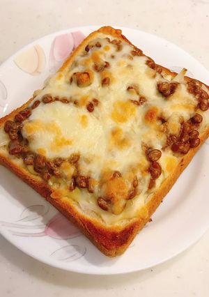 美肌に♡酢たまねぎ納豆チーズトースト-レシピのメイン写真