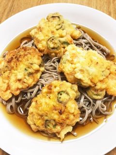 オクラとコーン海老のかき揚げ蕎麦-レシピのメイン写真