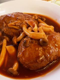 おうちでお店気分♩煮込みハンバーグ-レシピのメイン写真