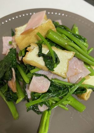 空芯菜と厚揚げのガーリックナンプラー炒め-レシピのメイン写真