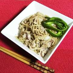 รูปของ もやしナムル(作りおき)で豚丼