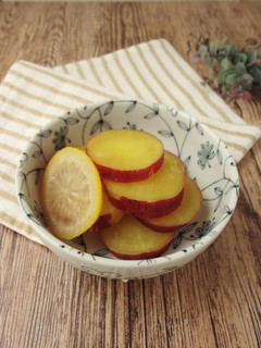 材料4つ★さつま芋のレモン煮-レシピのメイン写真