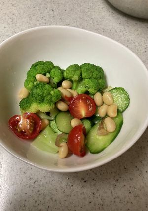 ブロッコリーと煮豆の簡単サラダ-レシピのメイン写真