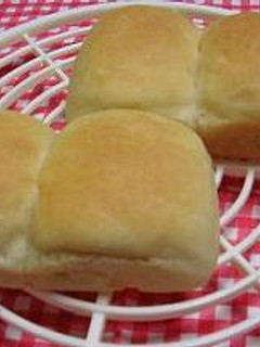 中力粉でシンプルミニミニ食パン-レシピのメイン写真