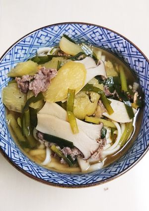 茄子とニラ、牛肉のうどん-レシピのメイン写真