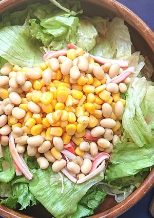 レタス、カニカマ、コーン大豆の栄養サラダ-レシピのメイン写真