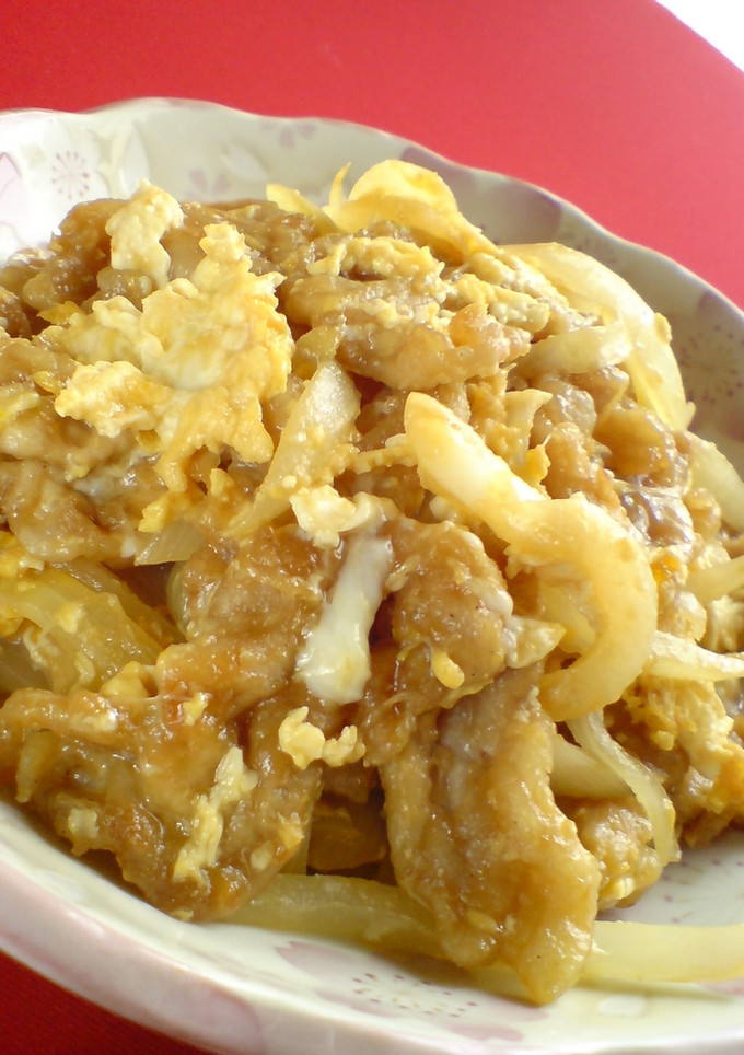 豚肉玉ねぎと半熟卵のオイスターソース炒め-レシピのメイン写真