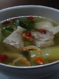 鶏肉とキュウリの薬膳スープ__Chinese Soup with chicken and cucumber-レシピのメイン写真