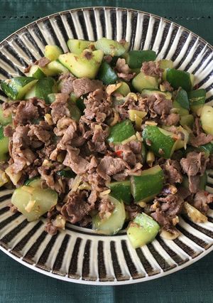 「ロジグリーン」キュウリと牛肉の中華炒め-レシピのメイン写真