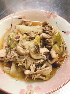 豚肉と白菜としめじの煮物-レシピのメイン写真